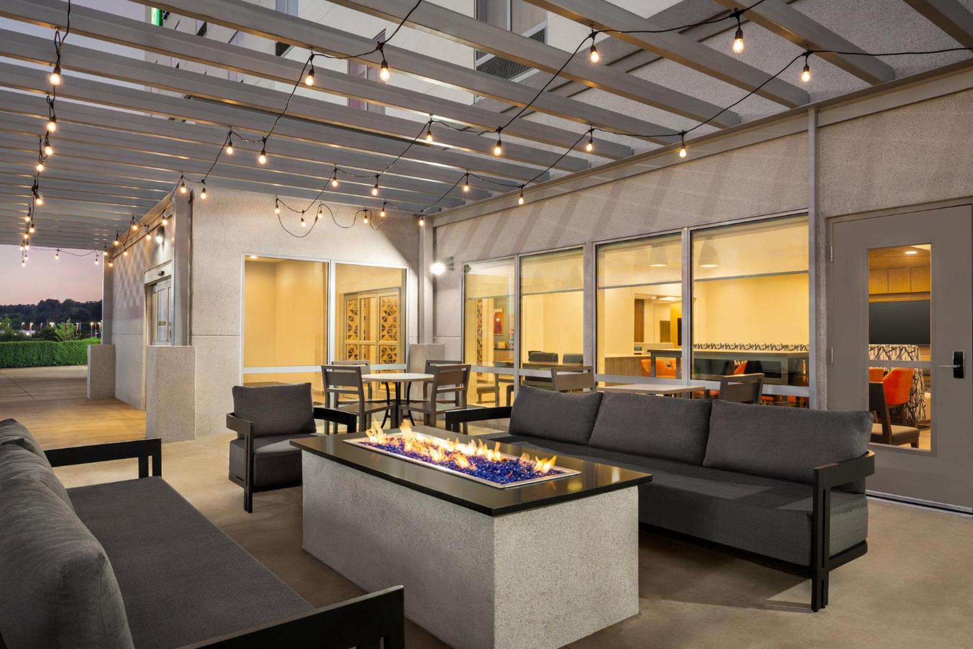 Candlewood Suites Bessemer - Birmingham Sw By Ihg Exteriör bild