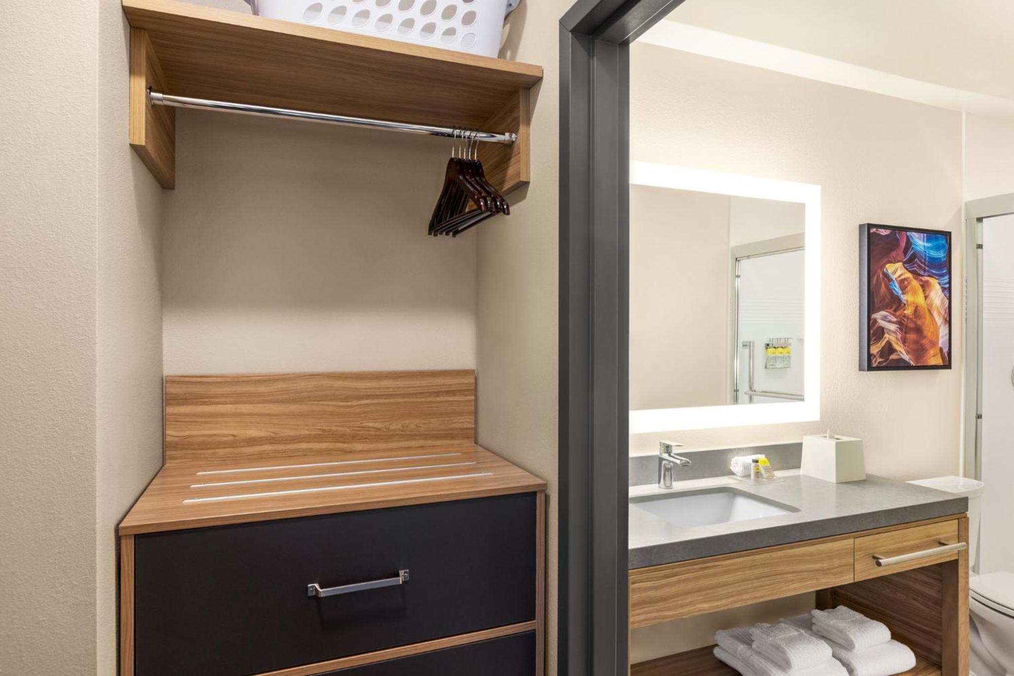 Candlewood Suites Bessemer - Birmingham Sw By Ihg Exteriör bild